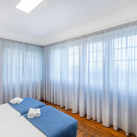 Hi - De Juventude Hostel